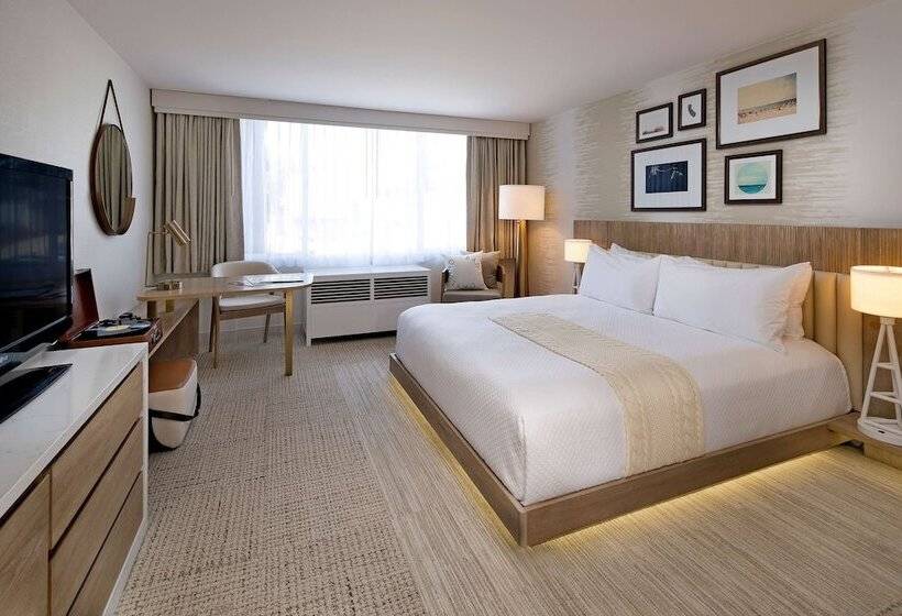 스탠다드 룸 더블 침대, Belamar Hotel Manhattan Beach, Tapestry Collection By Hilton