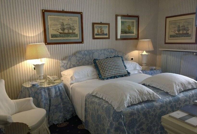 Номер Deluxe, Villa Abbazia Relais & Chateaux