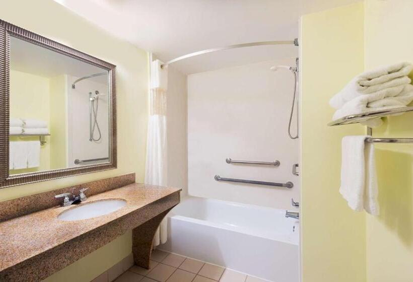 اتاق استاندارد با تخت بزرگ, Wingate By Wyndham Montgomery