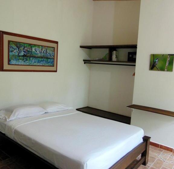 스탠다드 룸, Hostal Suna Vito