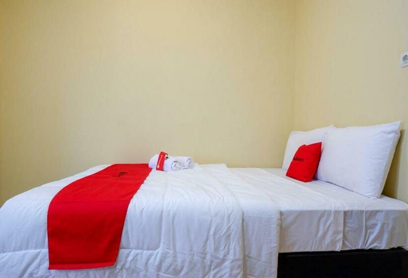 Номер Стандарт, Reddoorz Syariah Near Alun Alun Pati