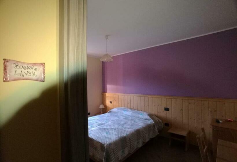 Номер Deluxe, Lacus Pensilis