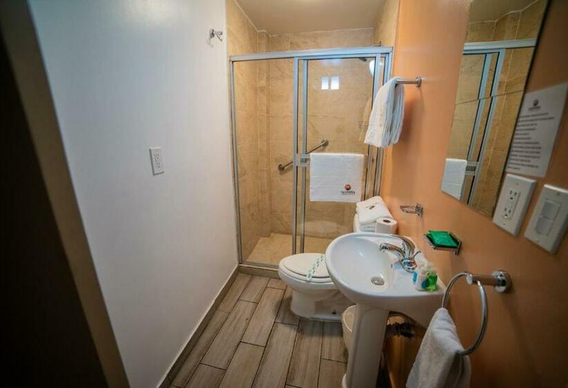 デラックスルーム, California Comfort & Suites