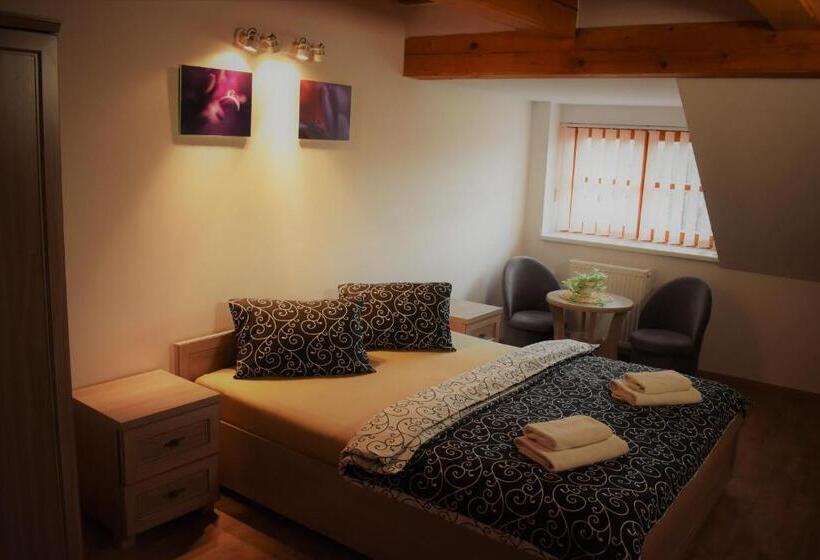Номер Стандарт, Motel Roubenka