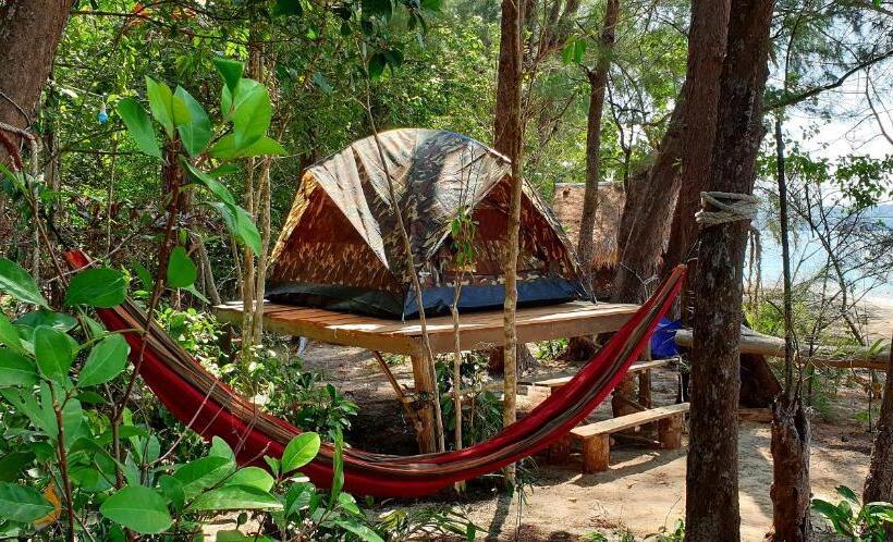 Standard Tent, Crusoe Koh Takiev Island
