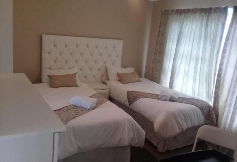 Номер Стандарт, Naledi Lodge & Guest Houses
