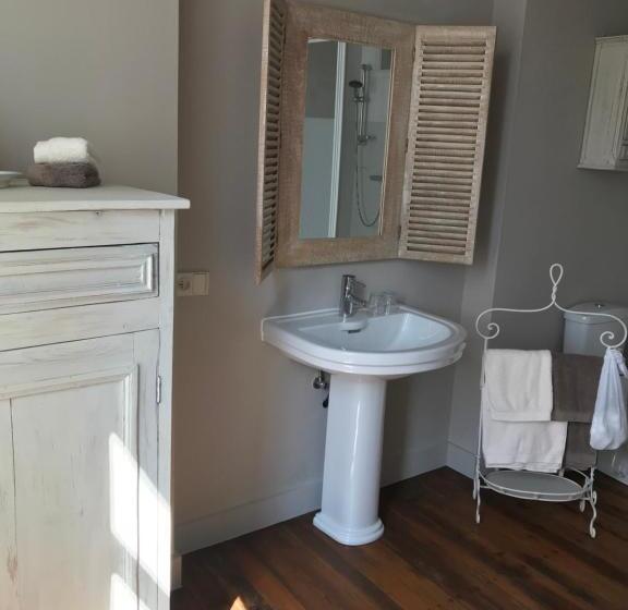 스탠다드 룸 킹사이즈 침대, B&b Le Cloître St Joseph