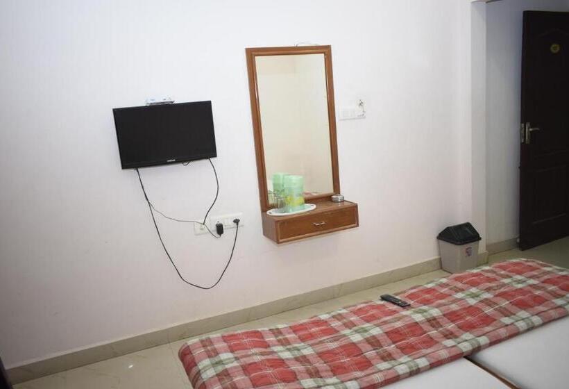 豪华房间, R M Guest House