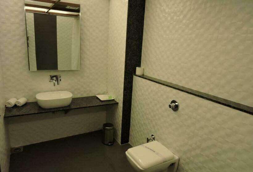 Номер Deluxe, Kalyan S   Mansingh Inn