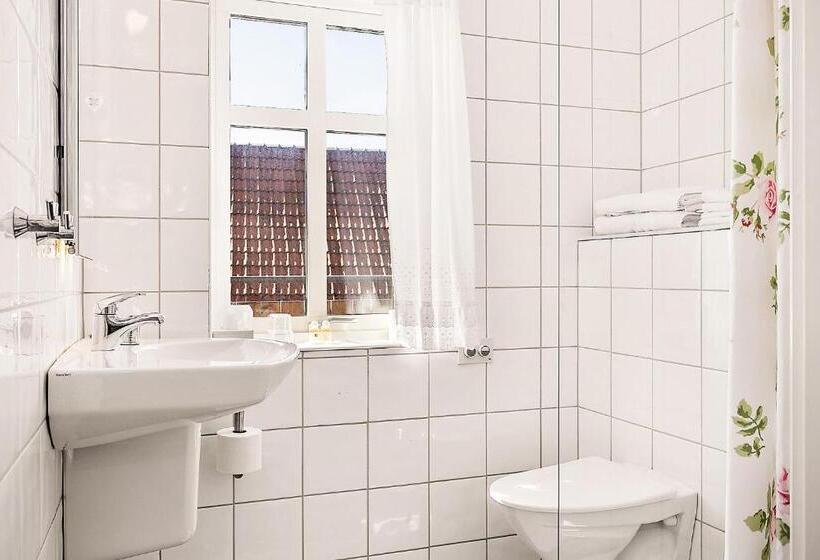 Номер Стандарт Вид на Море с Балконом, Lotshotellet