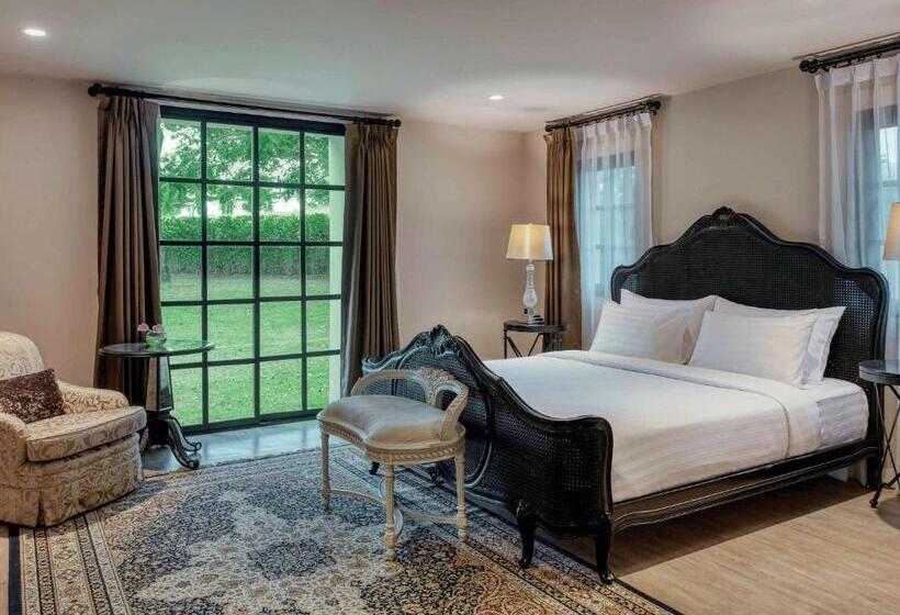 Вилла 2 Спальни, Mövenpick Resort Khao Yai