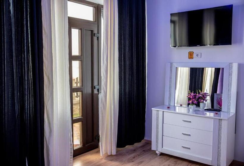 Номер Deluxe, Casa Robi