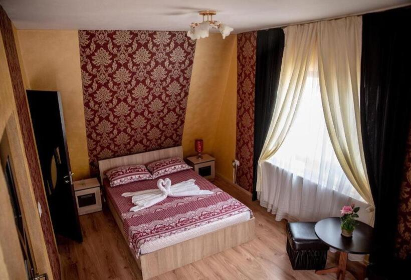 Апартаменты 1 Спальня с Балконом, Casa Robi