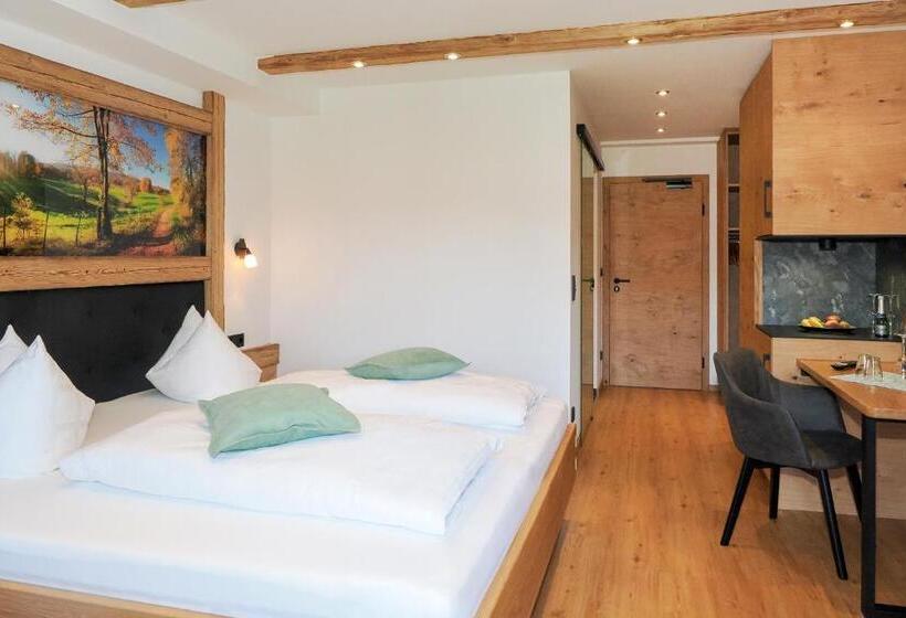 Номер Deluxe с Балконом, Gasthof   Pension Zur Post