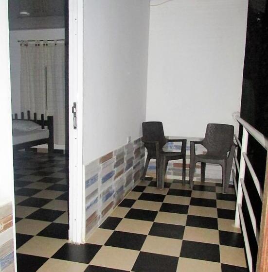 Трехместный Номер Стандарт с Балконом, Hostal Recuerdos Del Tayrona
