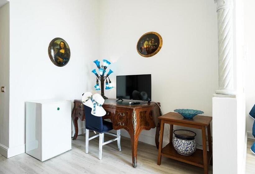 Junior Suite, Fontana