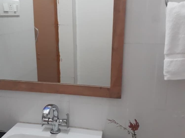 침실 1개 주택, Belleza Inn Dhanagiri Kanatal