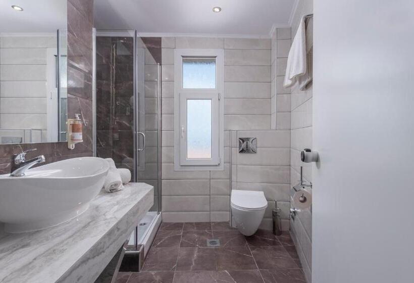 Номер Стандарт Трехместный, Alia Palace Hotel   Adults Only 16+