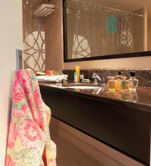 اتاق لوکس با چشم‌انداز دریا, The Roc Club, A Grecotel Hotel To Live