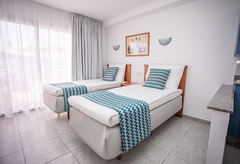 Estudio Standard Vista Mar Lateral, Servatur Montebello