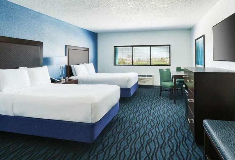اتاق لوکس, Coco Key Hotel & Water Park Resort