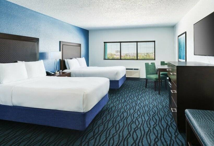 اتاق لوکس, Coco Key Hotel & Water Park Resort