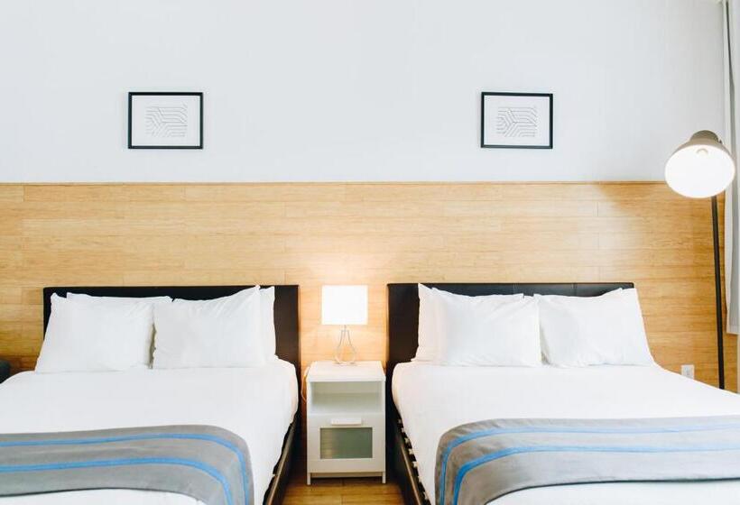 标准间, Aqua Hotel & Suites