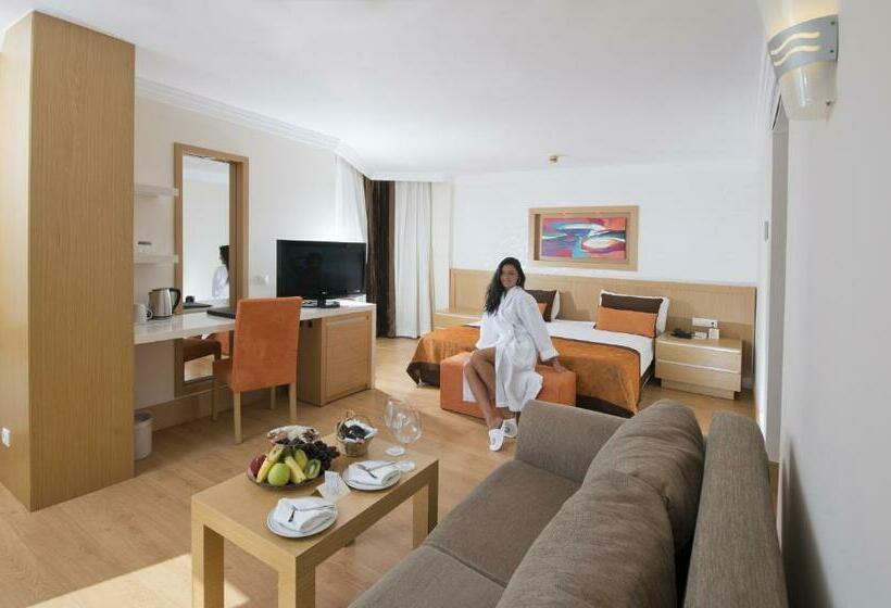 Люкс с гидромассажем, Limak Limra Hotel & Resort Kemer   Kids Concept