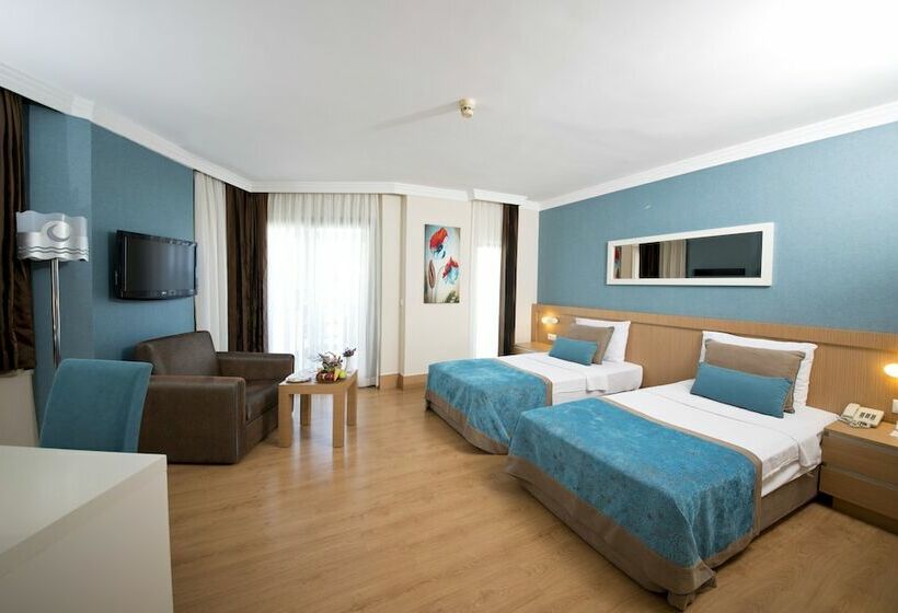 Номер Стандарт Трехместный, Limak Limra Hotel & Resort Kemer   Kids Concept