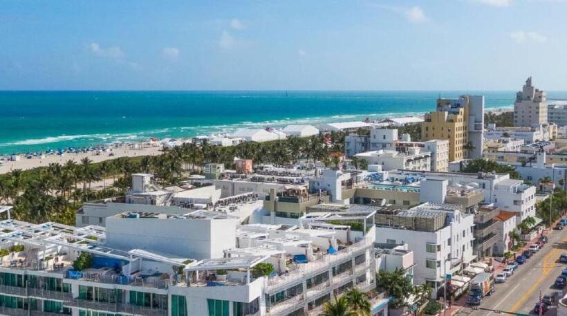 Номер Стандарт Вид на Бассейн, Sbv Luxury Ocean Hotel Suites