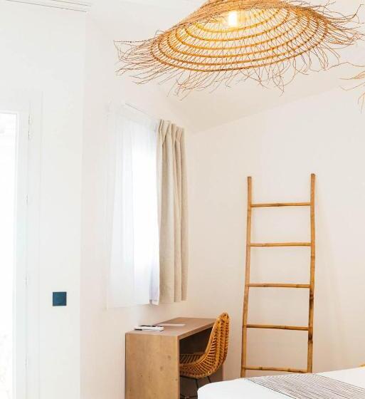 Семейный Номер, Hôtel Casa Marina