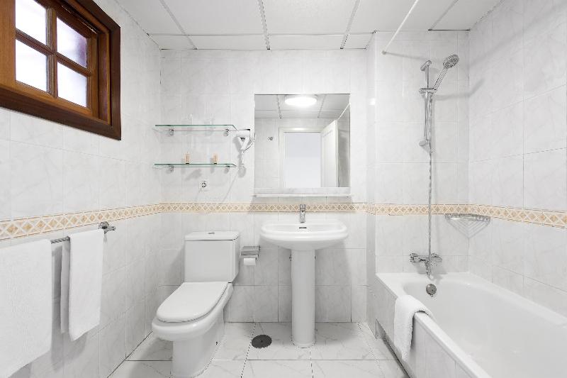 Студия Стандарт, Elba Castillo San Jorge & Antigua Suite