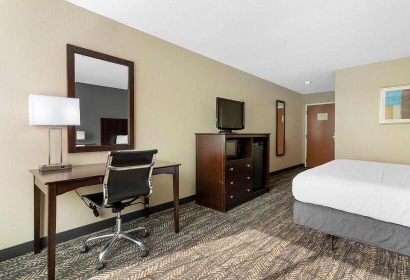 Номер Стандарт Кровать Кинг Адаптированный для Инвалидов, Best Western Natchitoches Inn
