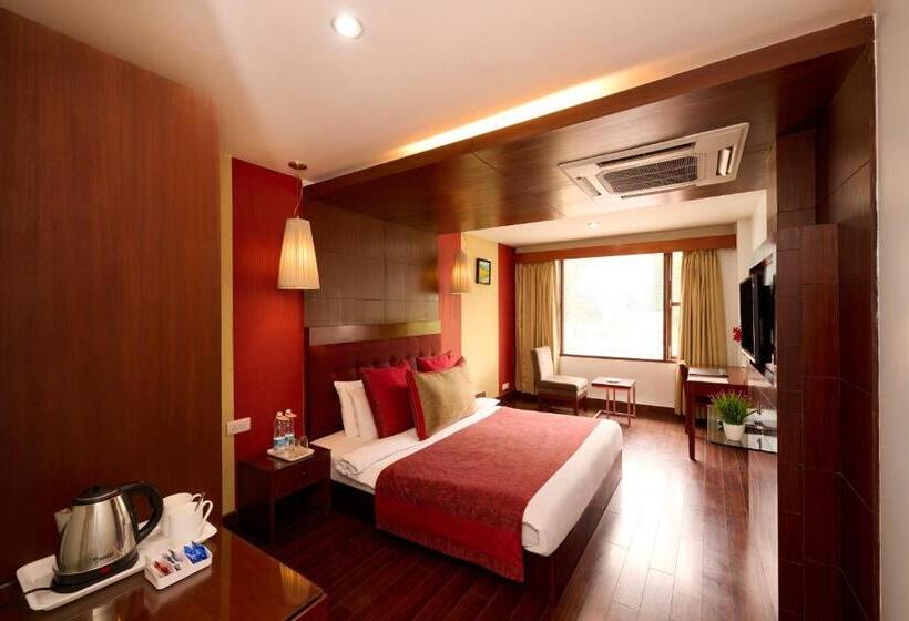 디럭스 룸, Renest River Country Resort Manali