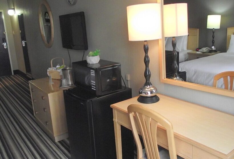 豪华房间, Travelodge By Wyndham Memphis Airport/graceland