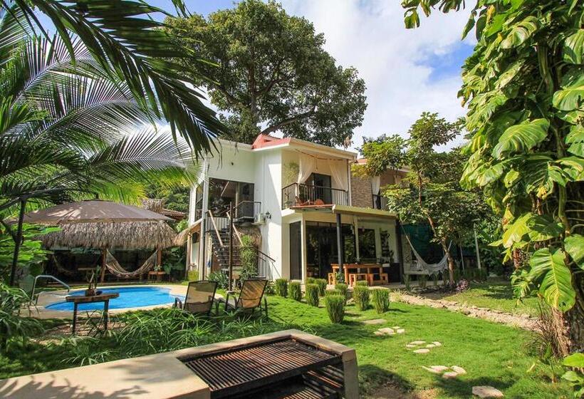Номер Стандарт с Террасой, El Chante Surf House