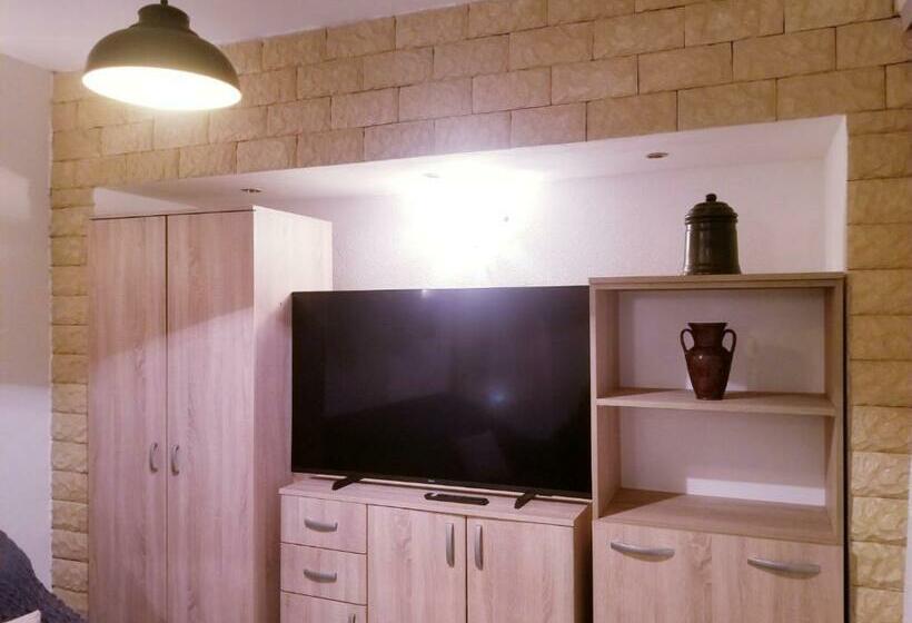 آپارتمان 1 خوابه, Apartments Beka