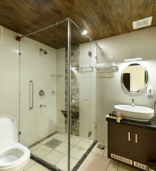 스탠다드 룸 가든 전망, Lhasa Ayurveda And Wellness Resort   A Blusalzz Collection, Kochi, Kerala