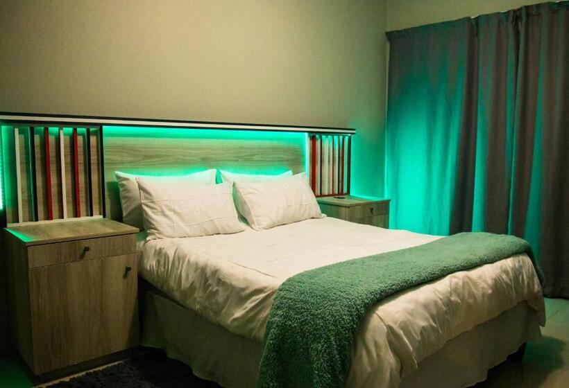 Номер Стандарт, Ndzuti Guest House
