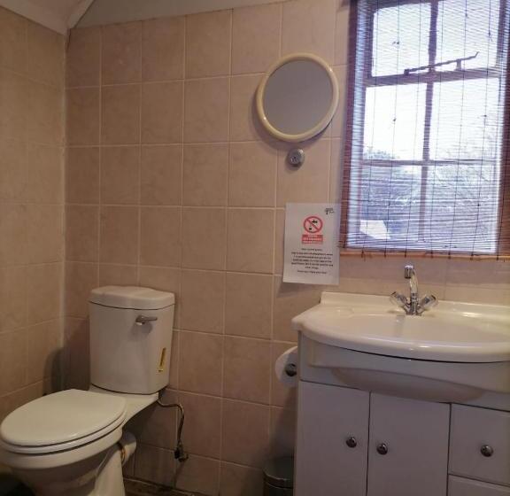 Номер Стандарт Вид на Сад, Ndzuti Guest House