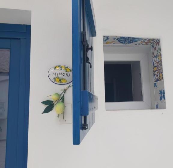 اتاق کلاسیک سه تخته, B&b Sognando Vietri