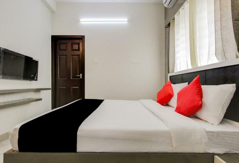 Номер Economy, Capital O New Paradise Inn