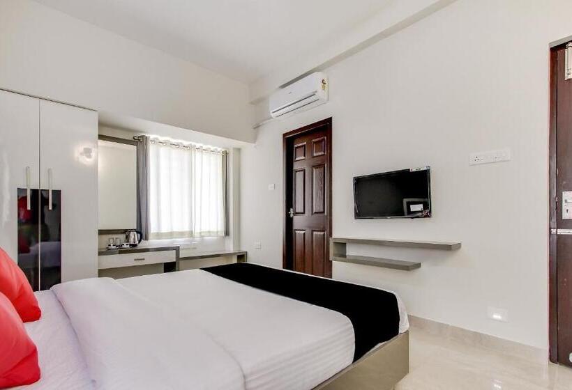 Номер Deluxe, Capital O New Paradise Inn