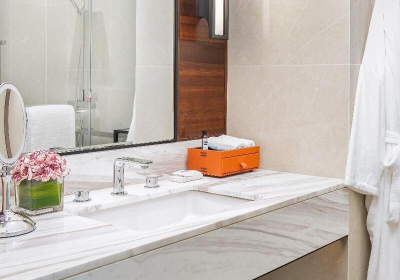 Стандартный Номер Кровать Кинг, Hyatt Regency Phnom Penh