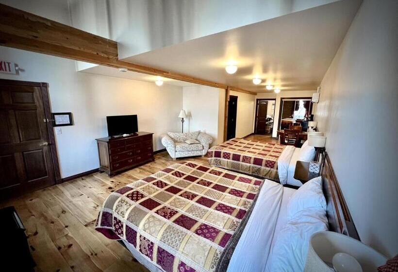Mini suite with sea view, The Monarch