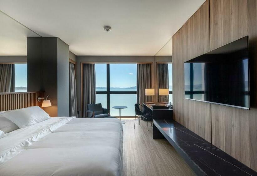 Номер Deluxe Кровать Кинг, Lk Design Hotel Florianópolis