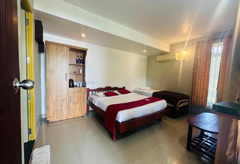 Номер Стандарт, Lake N River Resort Munroe Island