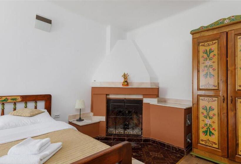 Номер Стандарт Трехместный, Casa Rasnoveana