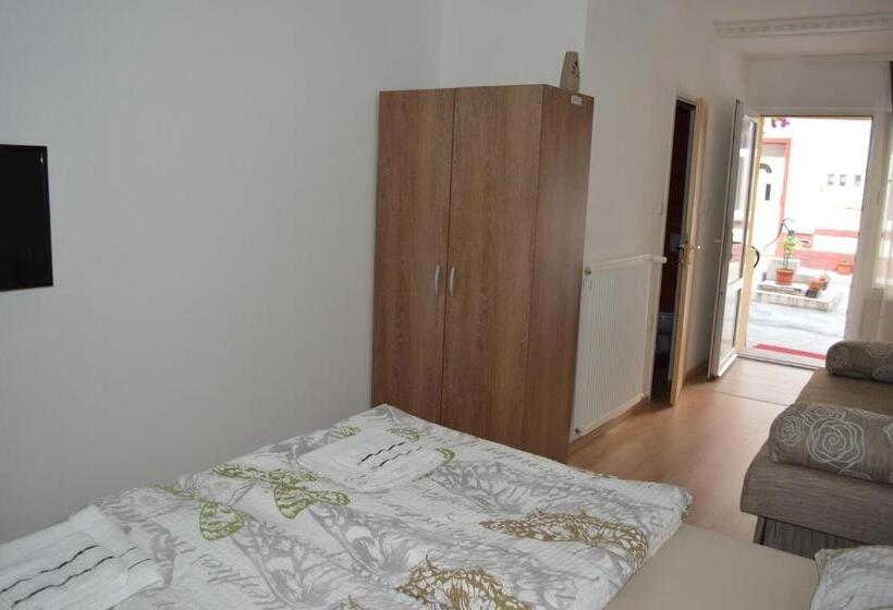 Четырехместный Номер Стандарт, Rooms Aračić