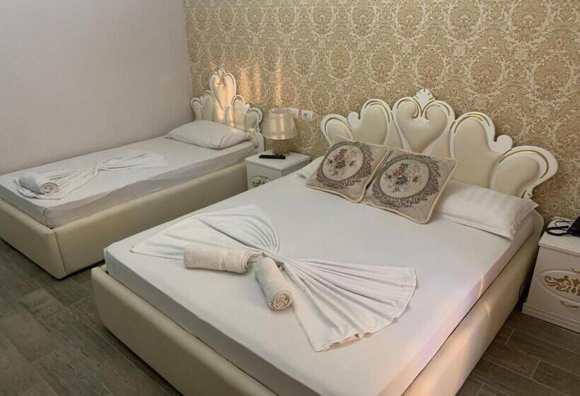 带阳台的三人标准间, Antalya   Beach Durres